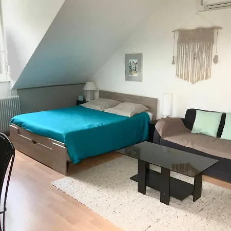 Coquet F1 Chez Francine 아파트 *