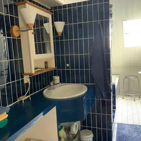 Apartment Coquet F1 Chez Francine